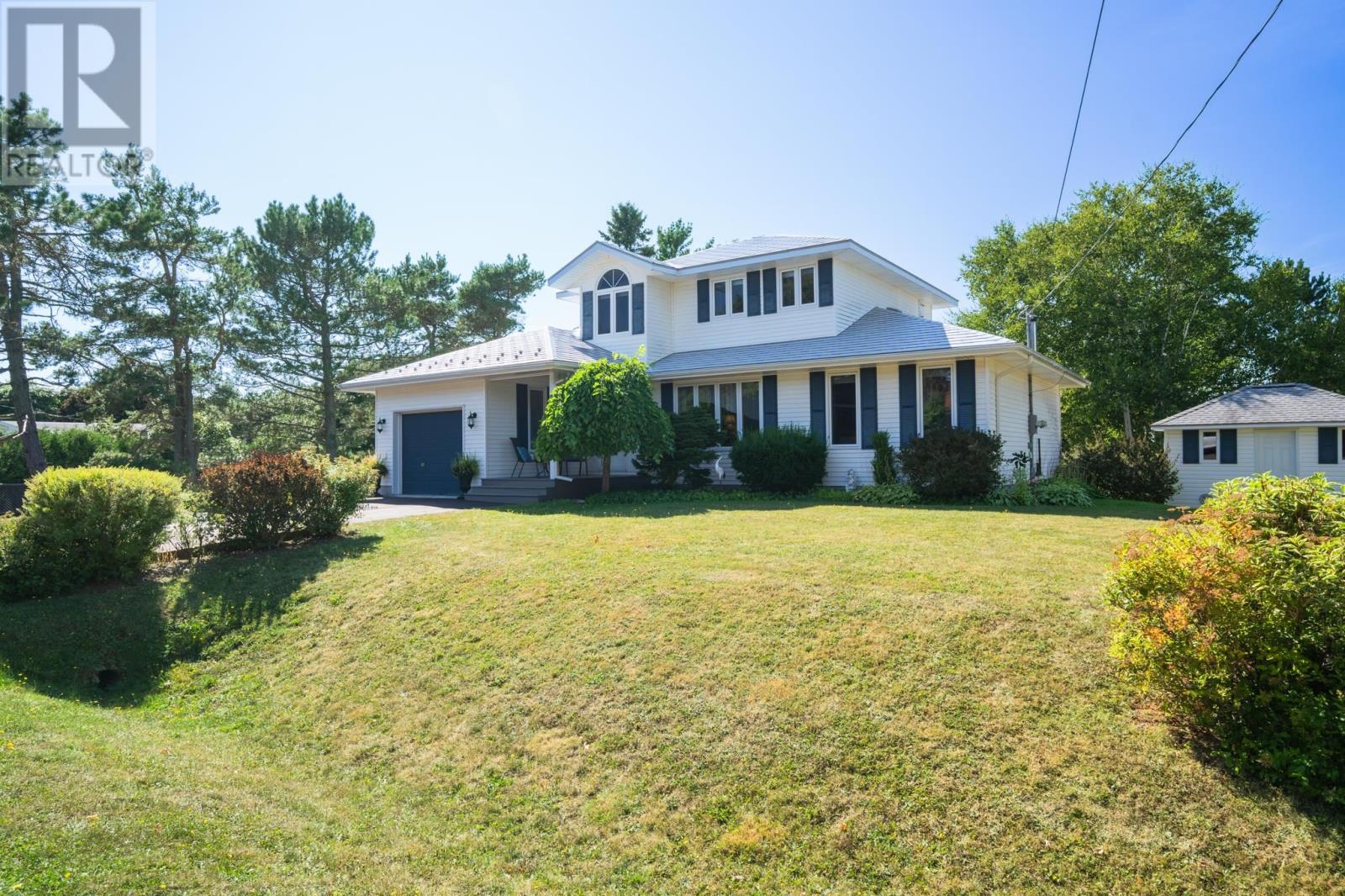 60 Crescent Dr, Summerside, PE C1N 4C1