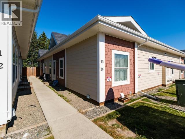 14-67 River Ridge Ln, Whitehorse, YT Y1A 0E2
