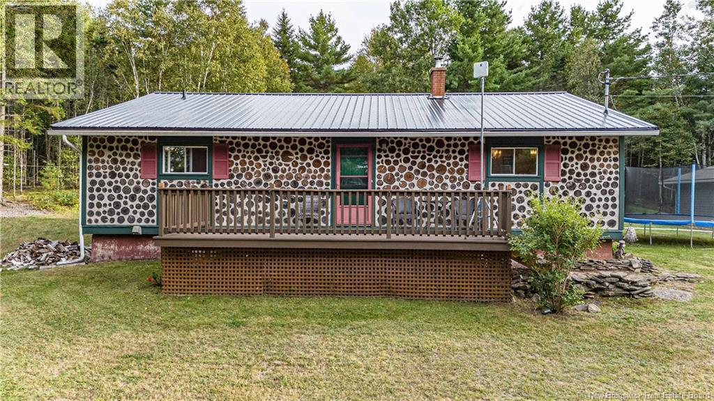 4432 Route 102, Queenstown, NB E5M 1Z4