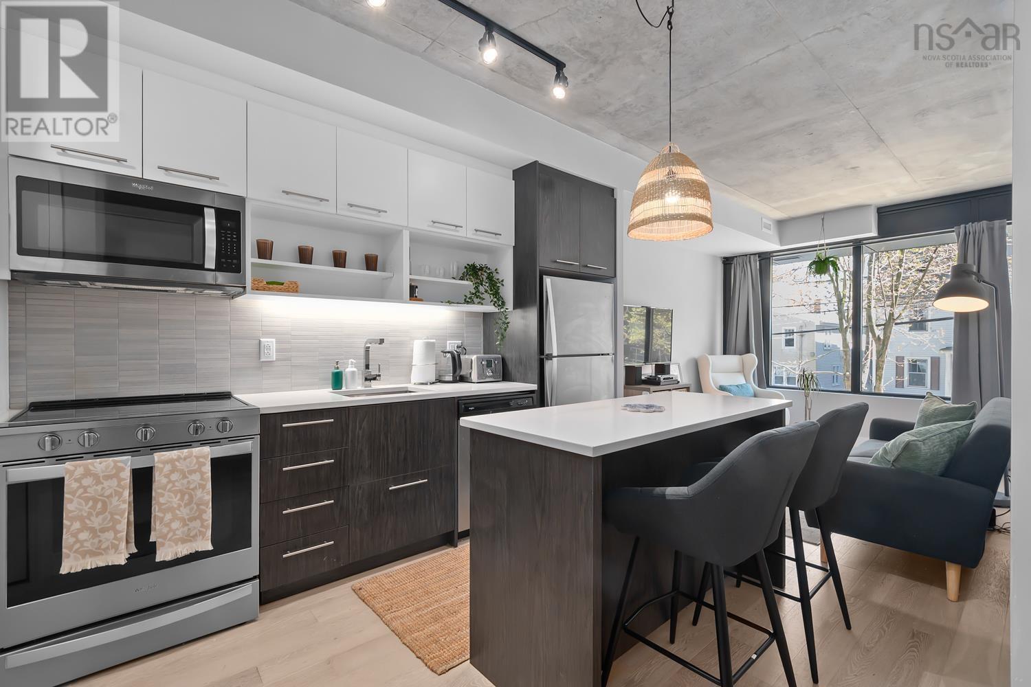 1048 Wellington St Unit 207, Halifax, NS B3H 0C2
