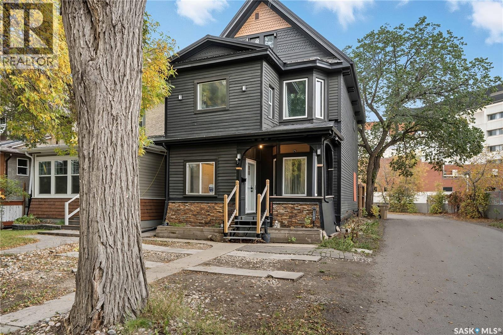 2224 Toronto St, Regina, SK S4P 1N5