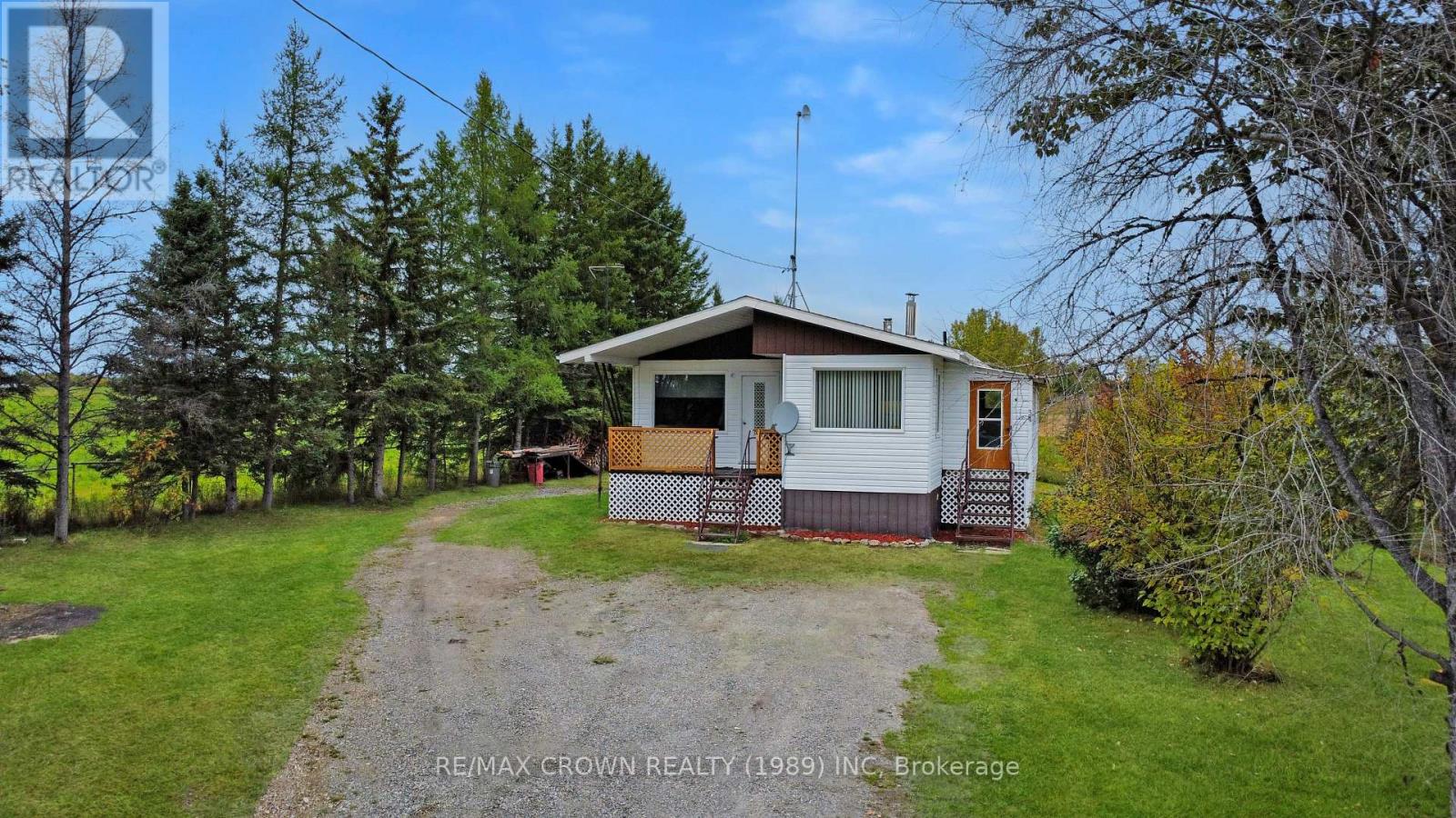 34 Hamann Rd, Hearst, ON P0L 1R0