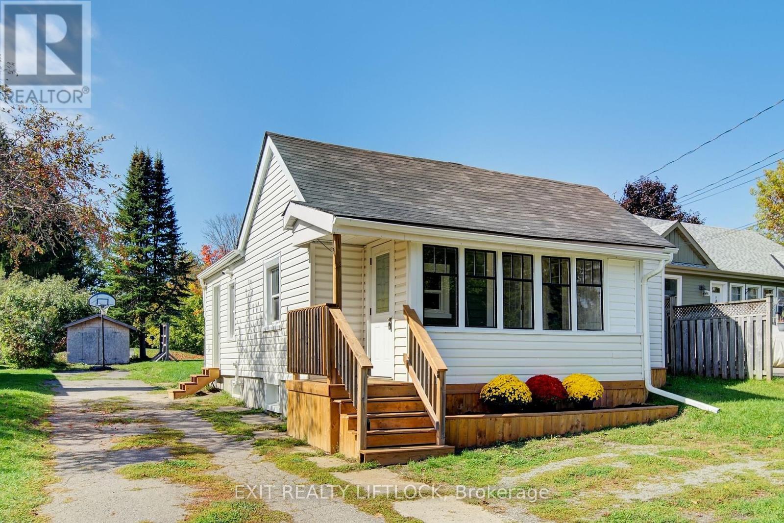 2004 Bensfort Rd Ward 4 Rd, Peterborough, ON K9J 0E4
