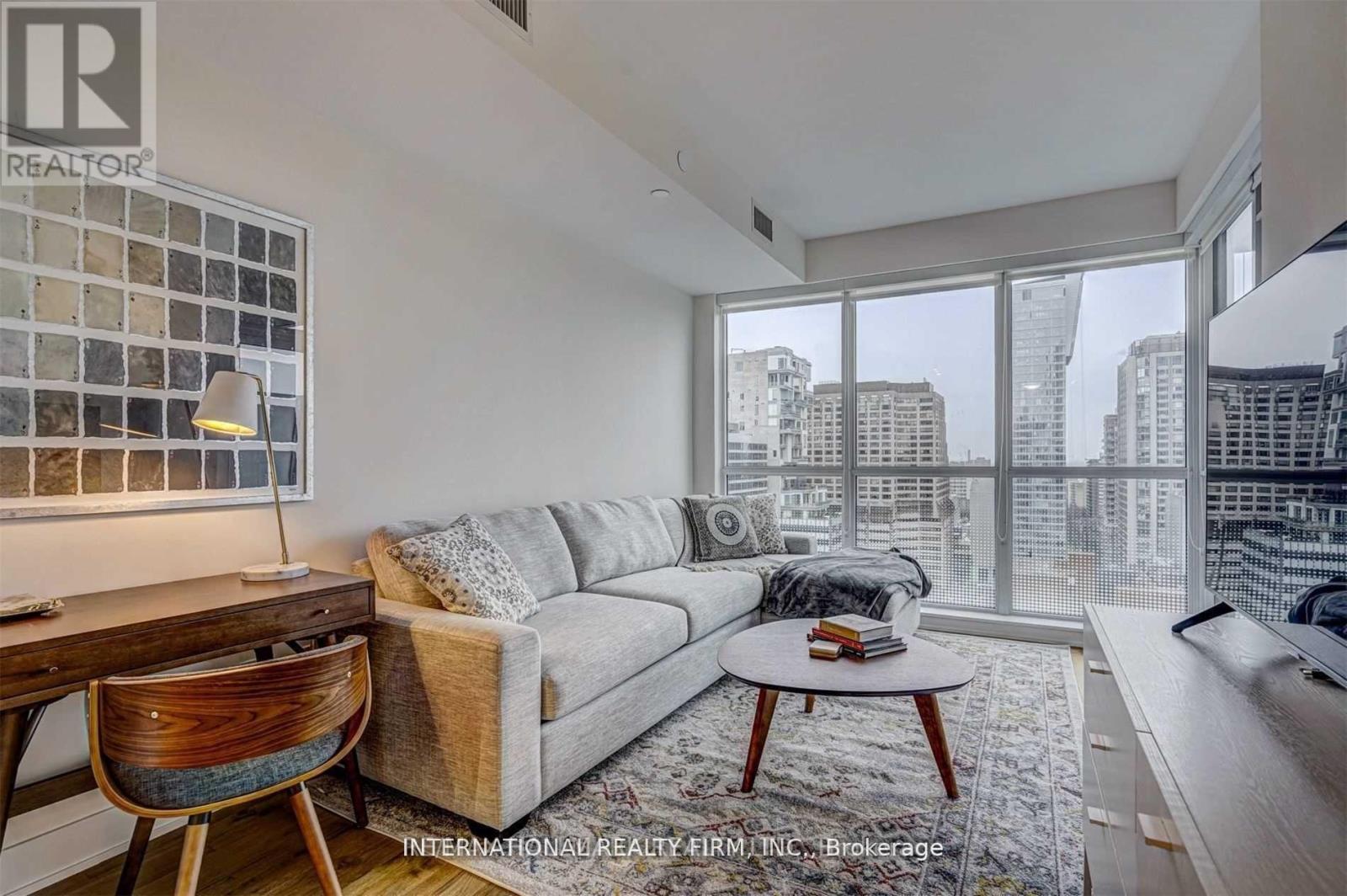 1903 88 Cumberland St, Toronto, ON M5R 0C8
