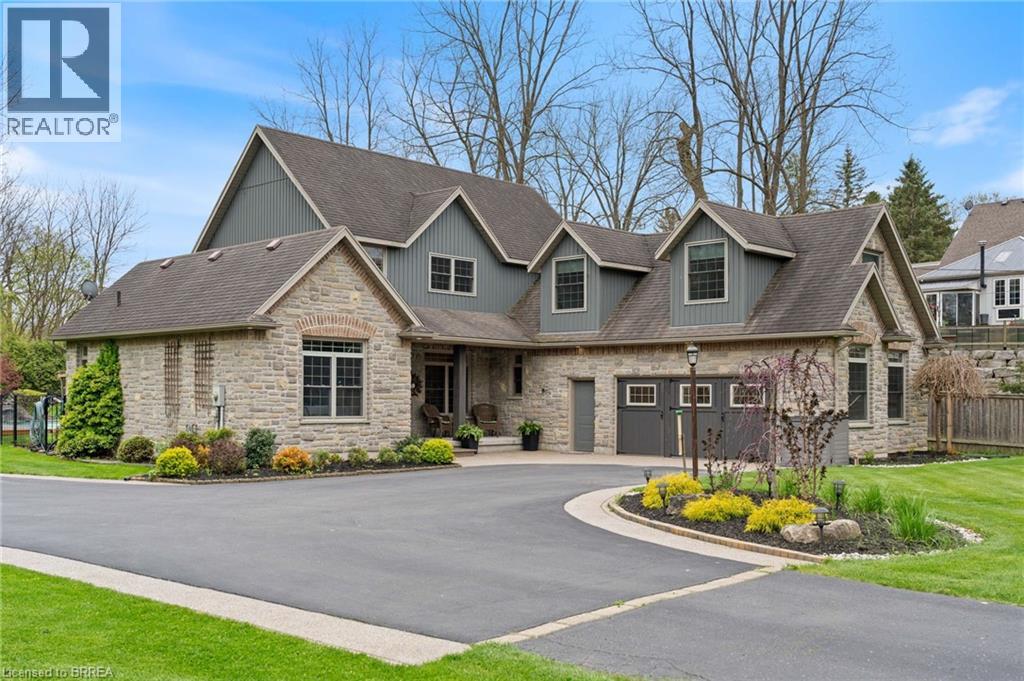 38 Silver Lake Dr, Port Dover, ON N0A 1N6