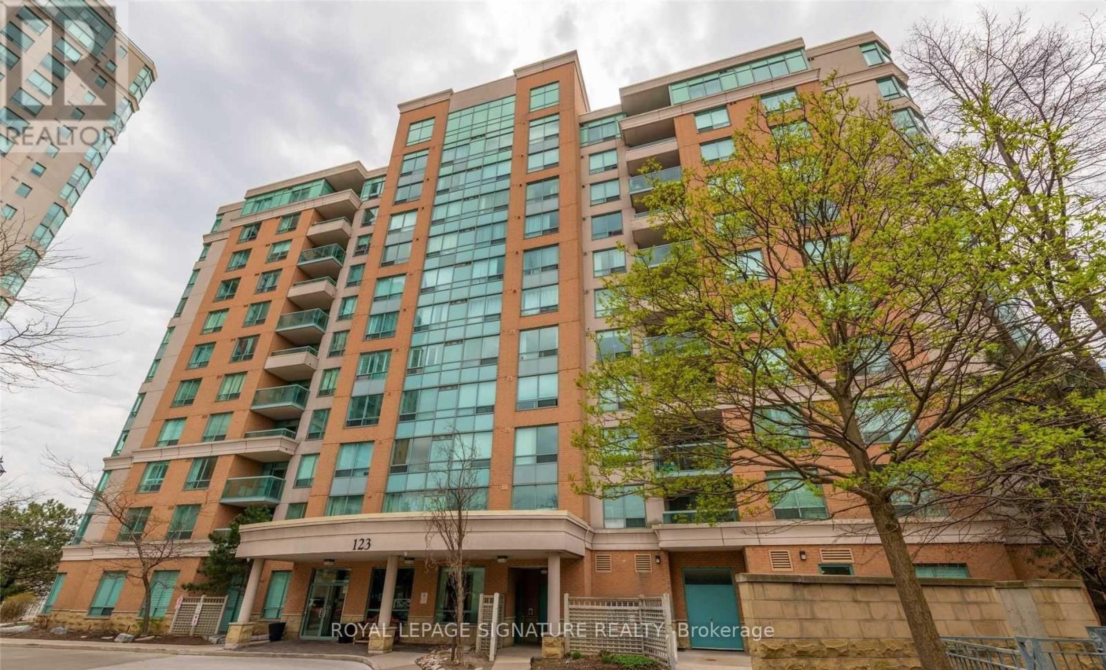 123 Omni Dr, Toronto, ON M1P 5A6