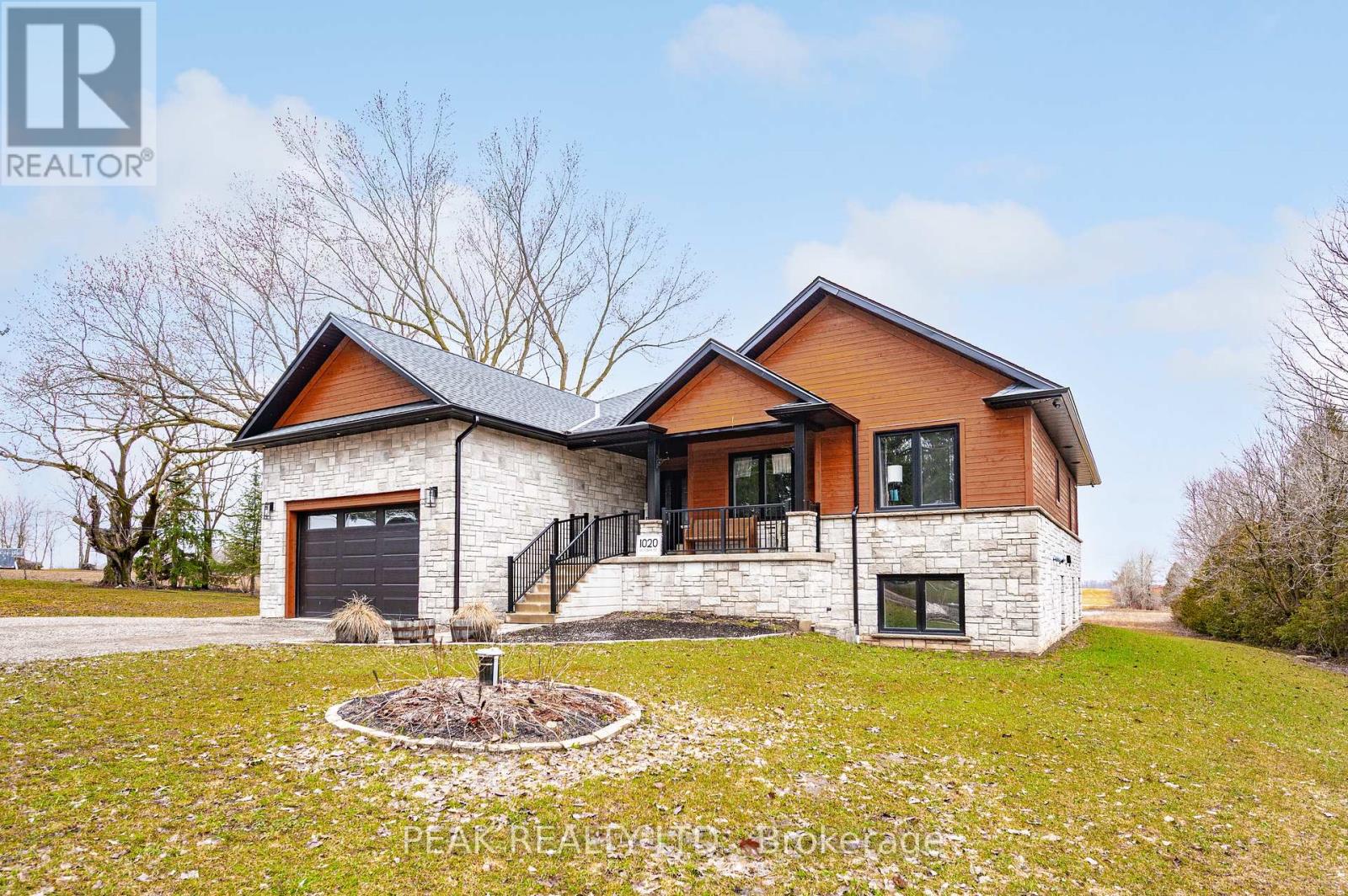 1020 Victoria St, West Grey, ON N0G 1C0