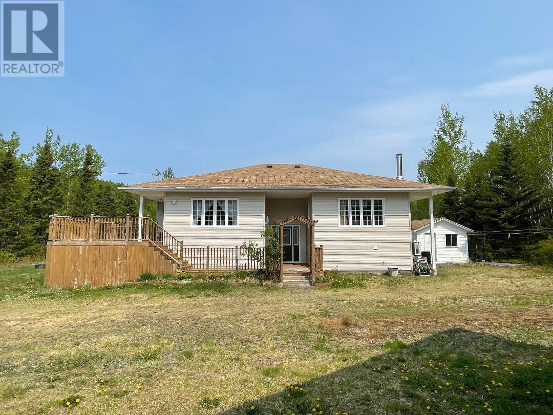 1 Rowsellville Rd, Roberts Arm, NL A0J 1R0