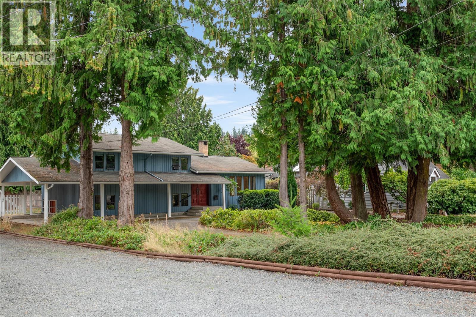 862 Ballenas Rd W, Parksville, BC V9P 1S8