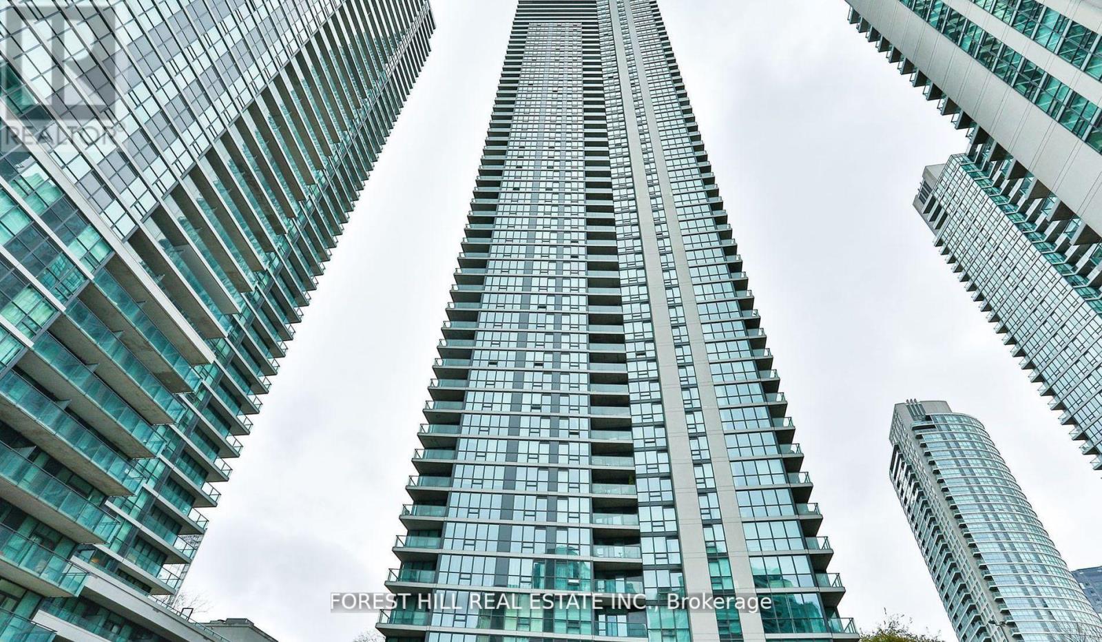 2605 18 Harbour St, Toronto, ON M5J 2Z6