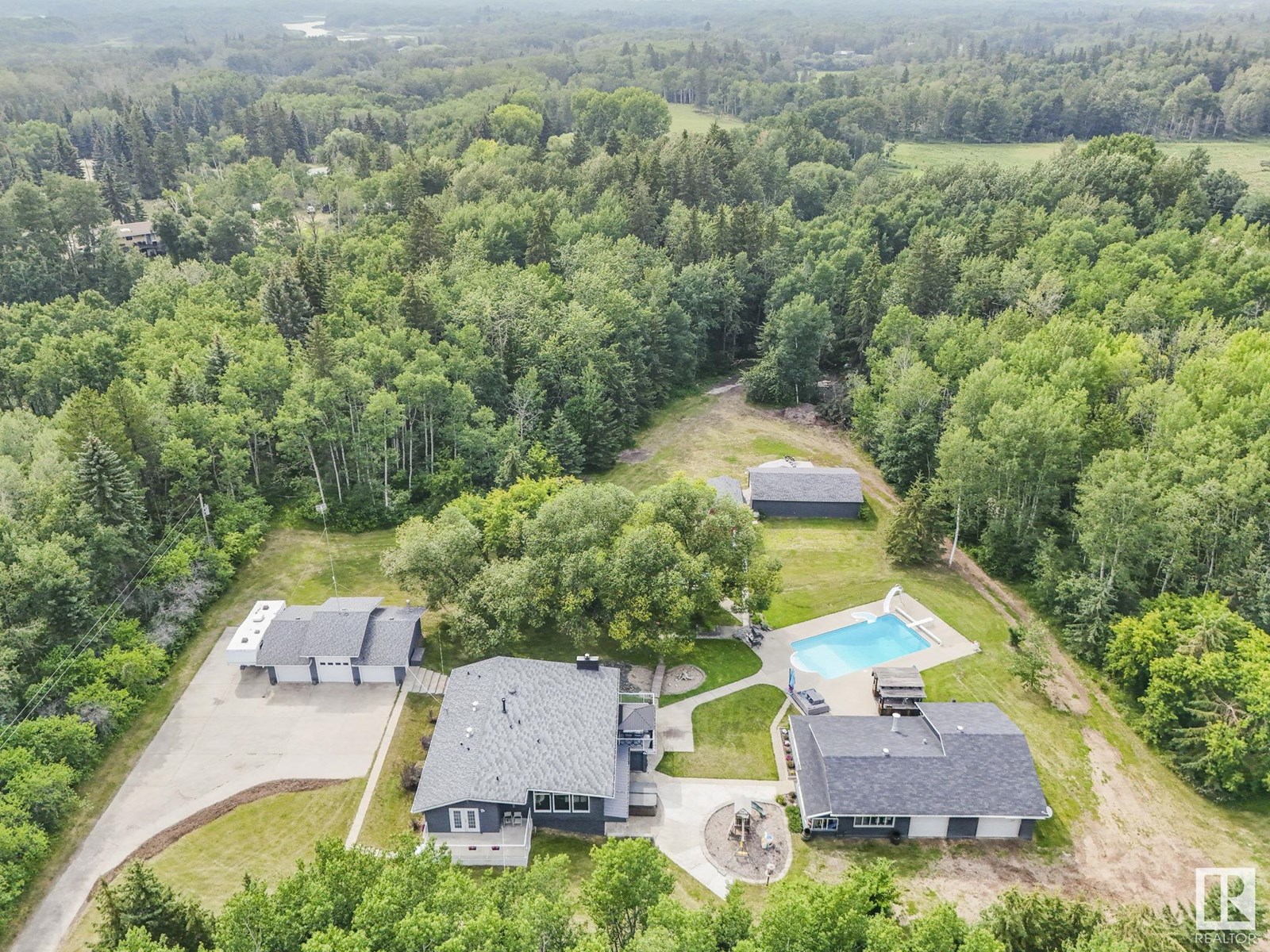 51502 Range Road 264, Spruce Grove, AB T7Y 1E3