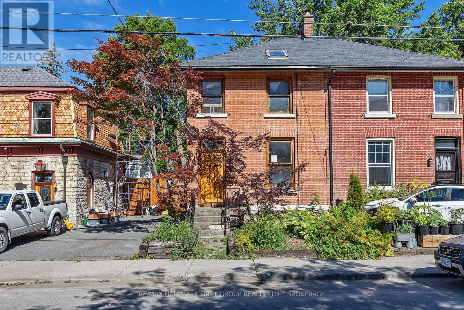 54 Wellington St, Kingston, ON K7L 3C3