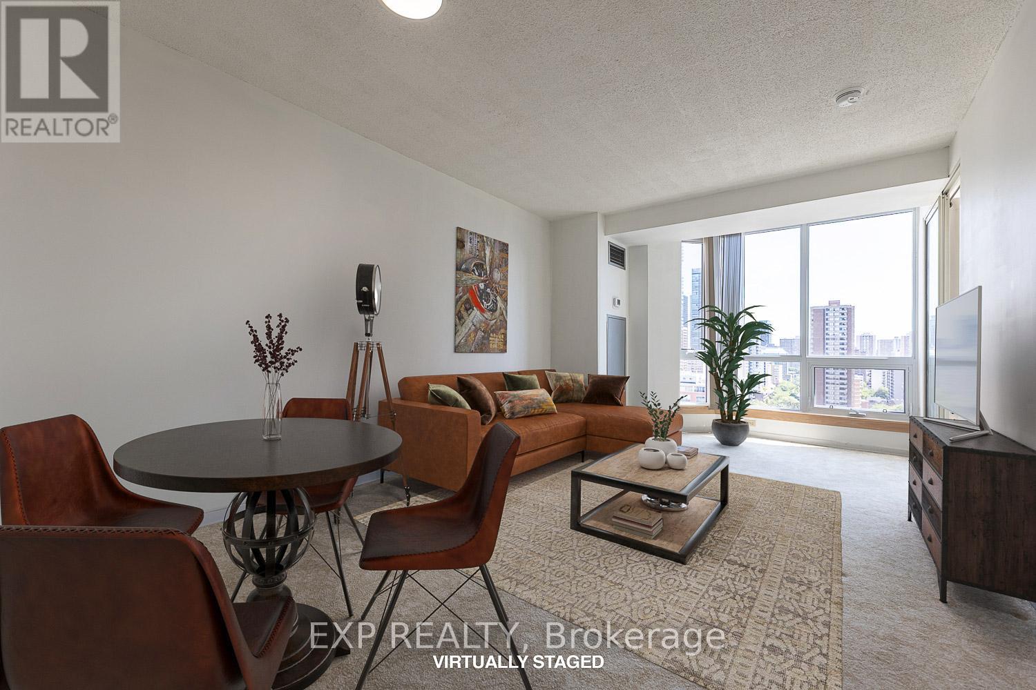 1903 1055 Bay St, Toronto, ON M5G 2G4
