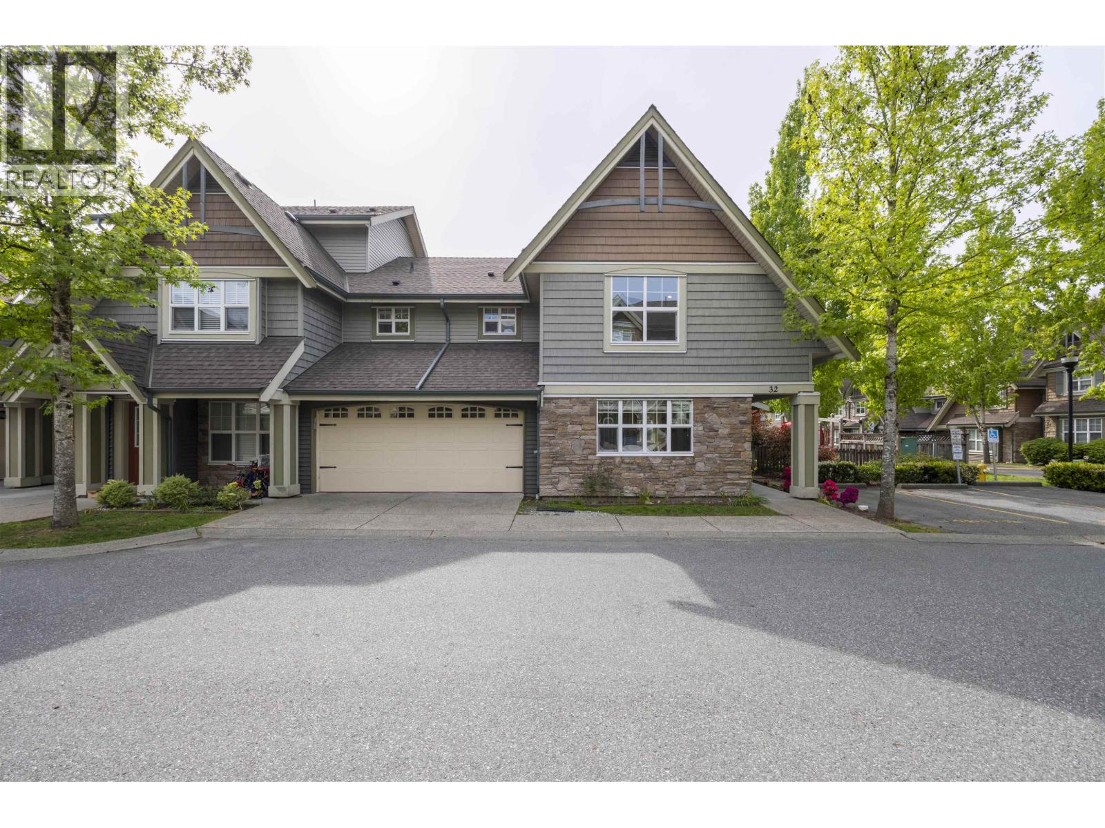 22977 116 Avenue Unit 32, Maple Ridge, BC V2X 9A8