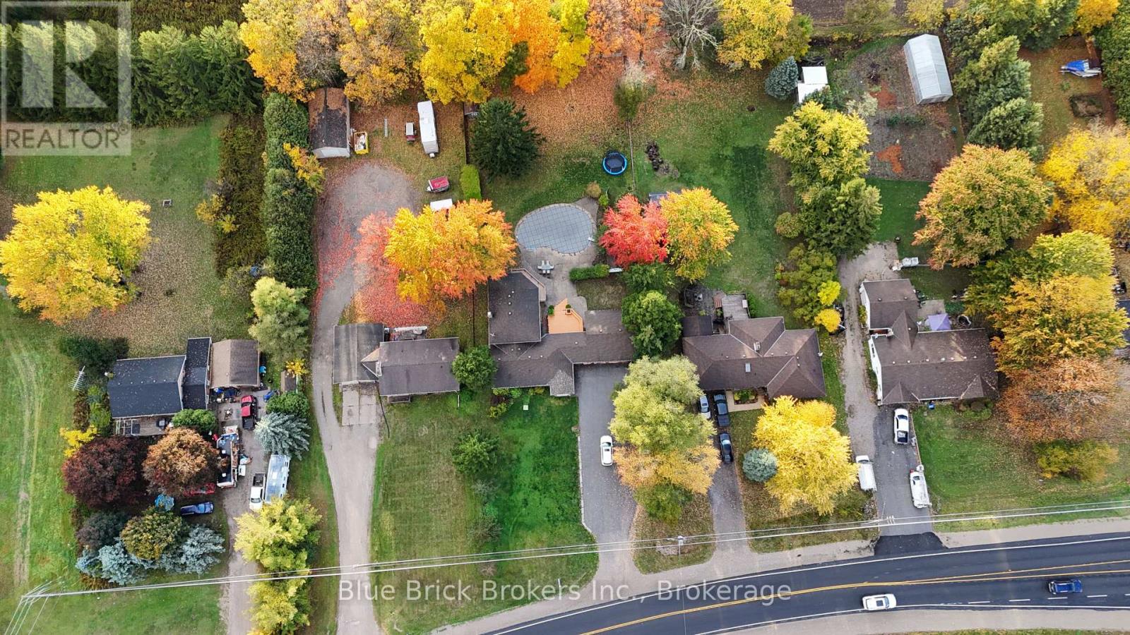 2320 Hyde Park Rd N, London North North T, ON N6H 5K2