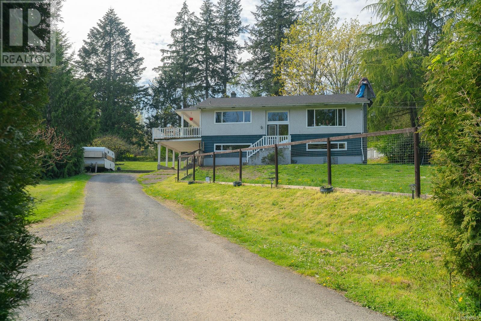 11228 Chemainus Rd, Ladysmith, BC V9G 1Y7