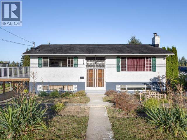4683 Fernwood Ave, Powell River, BC V8A 3L7