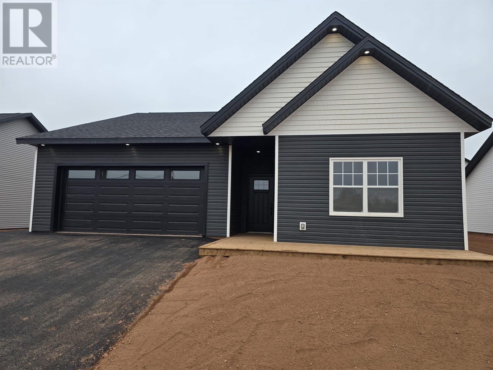 146 Stanmol Dr, Charlottetown, PE C1E 3S2