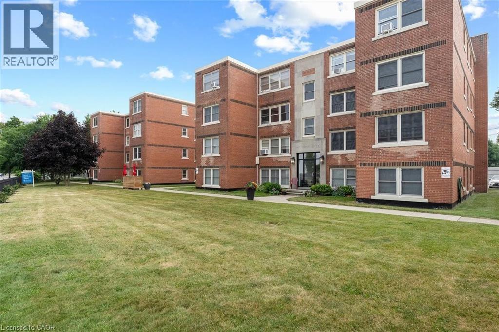 5 E 36th Street Unit 412b, Hamilton, ON L8V 3Y6