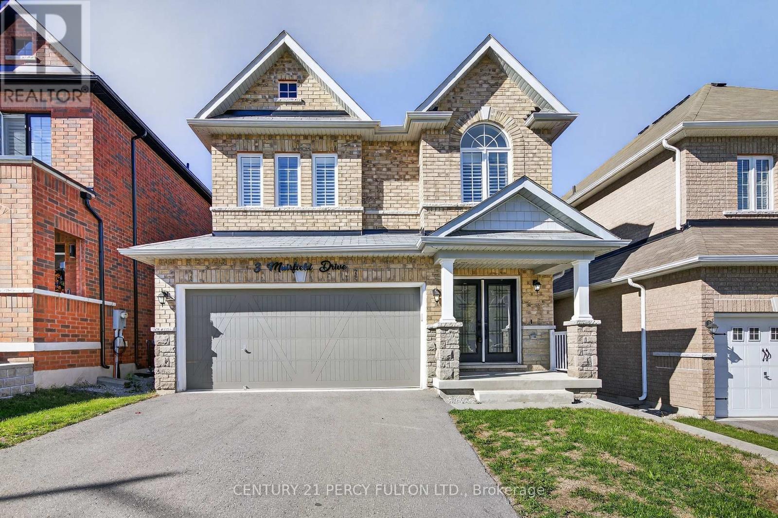 3 Muirfield Dr, Barrie, ON L4N 5E9