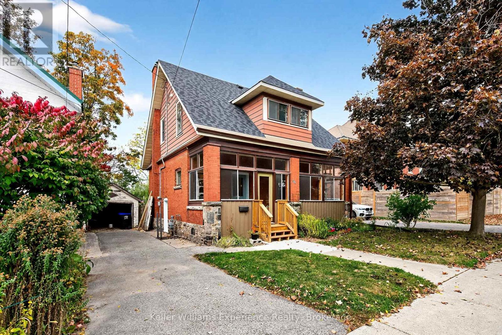 406 Dominion Ave, Midland, ON L4R 1P2