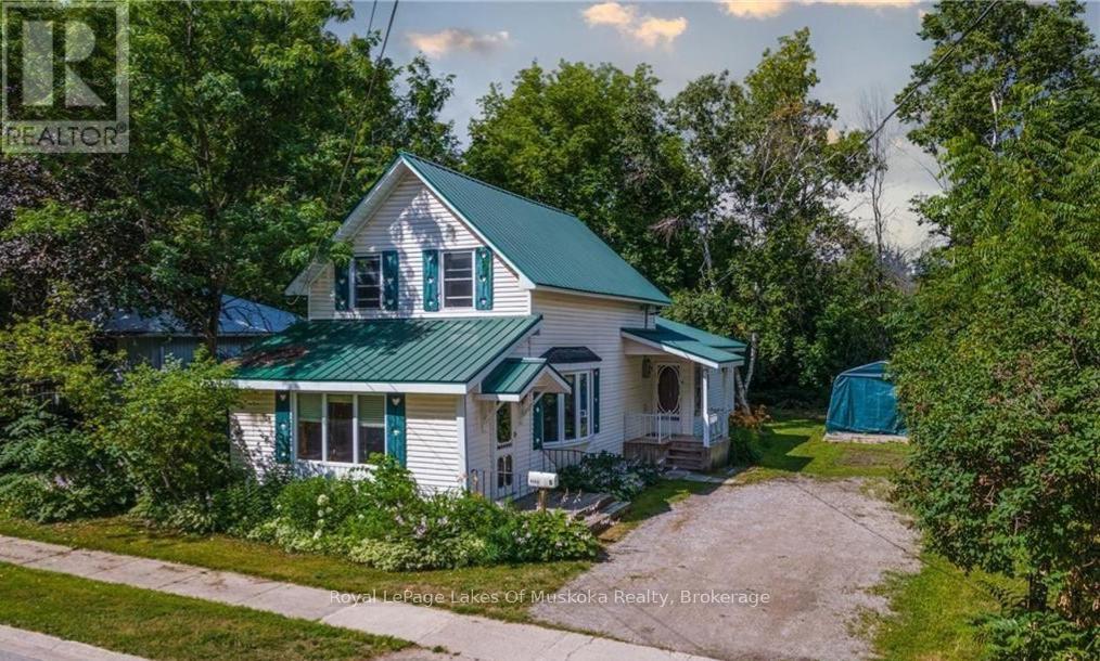 6 Bush St, Severn, ON L0K 1E0