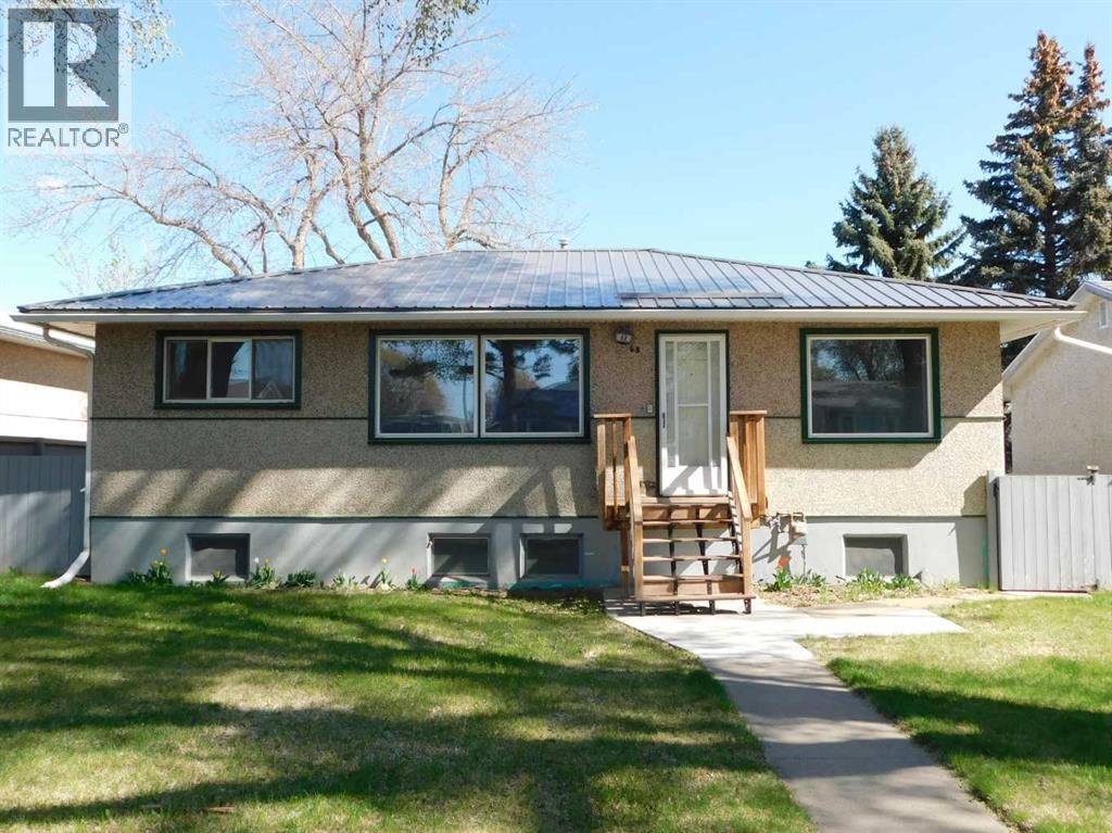 68 Spruce Ave W, Brooks, AB T1R 0A2