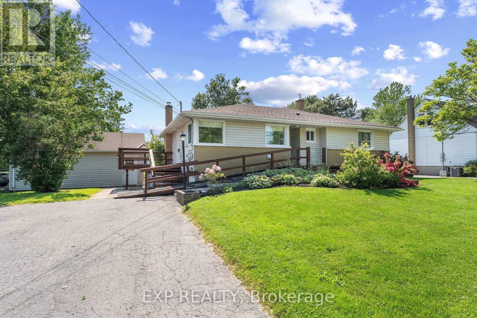 450 Coronation Blvd, Loyalist, ON K7M 5P9
