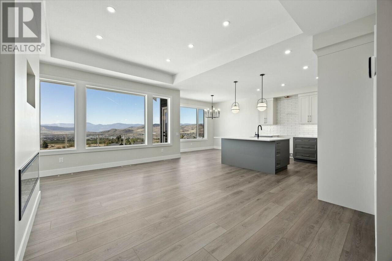 203 Whistler Pl, Vernon, BC V1B 2Y2