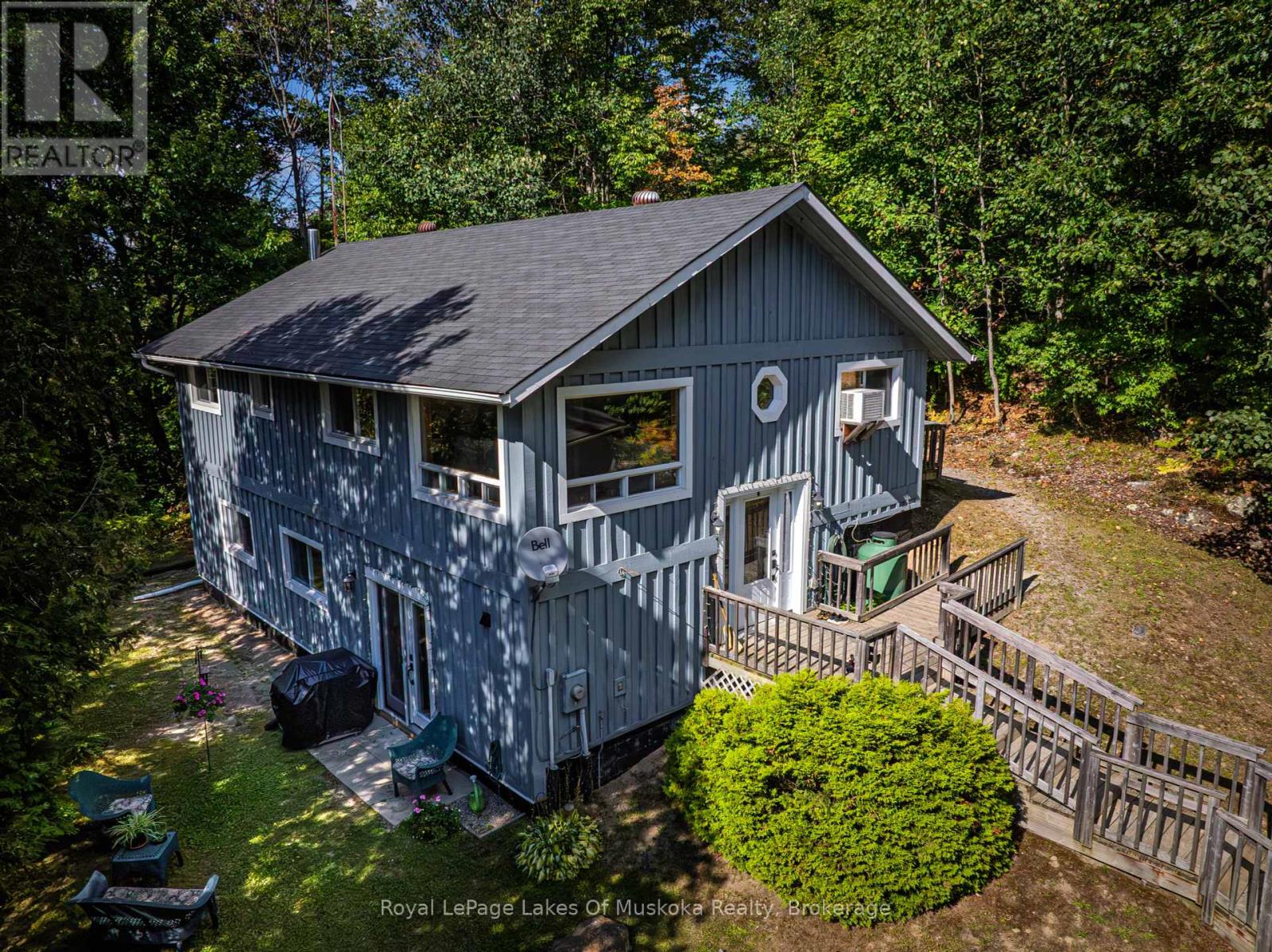 779 Old Muskoka Rd, Huntsville, ON P0B 1M0