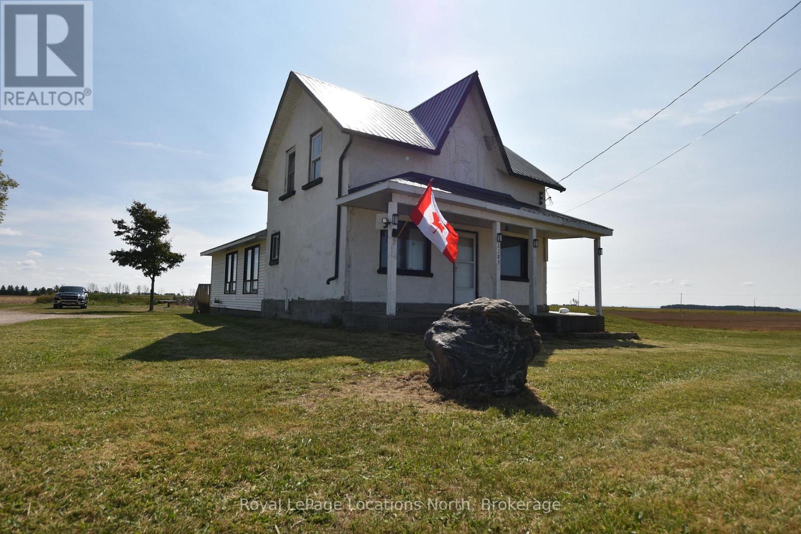 2185 County Road 92 Rd, Springwater, ON L0L 1P0