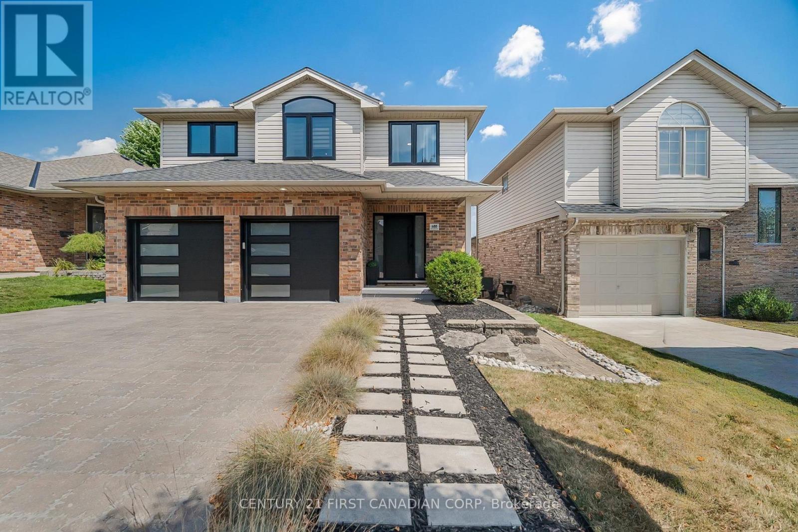 688 Clearwater Cres, London, ON N5X 4J7