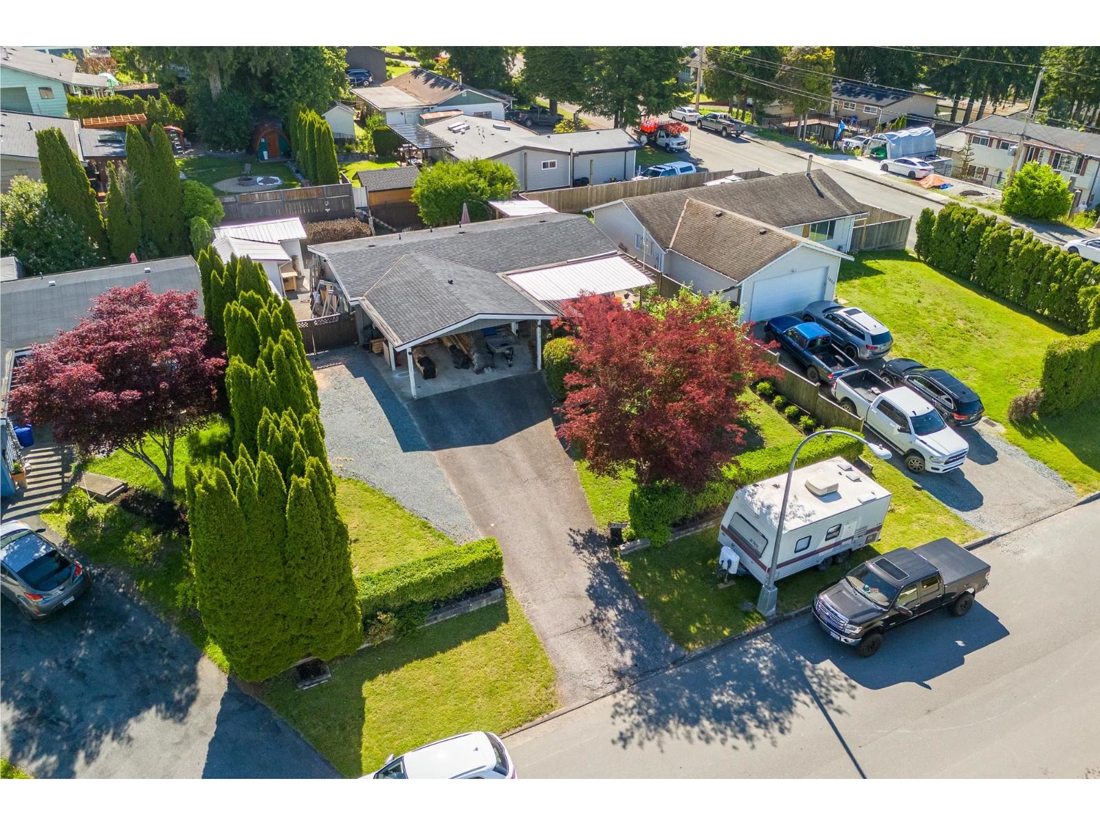 7812 Thrasher St, Mission, BC V2V 5G6