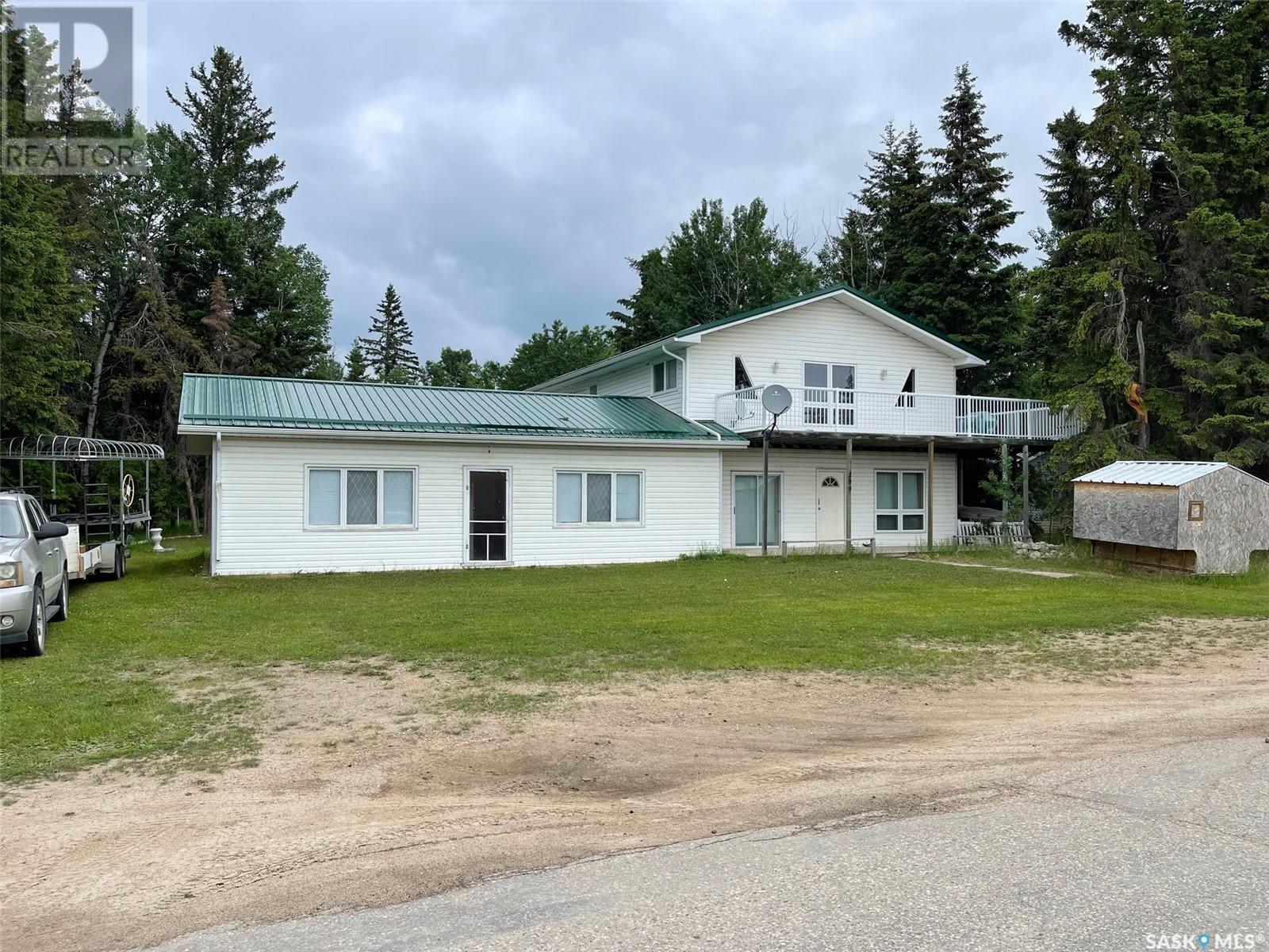 209 Pine St, Chitek Lake, SK S0J 0L0