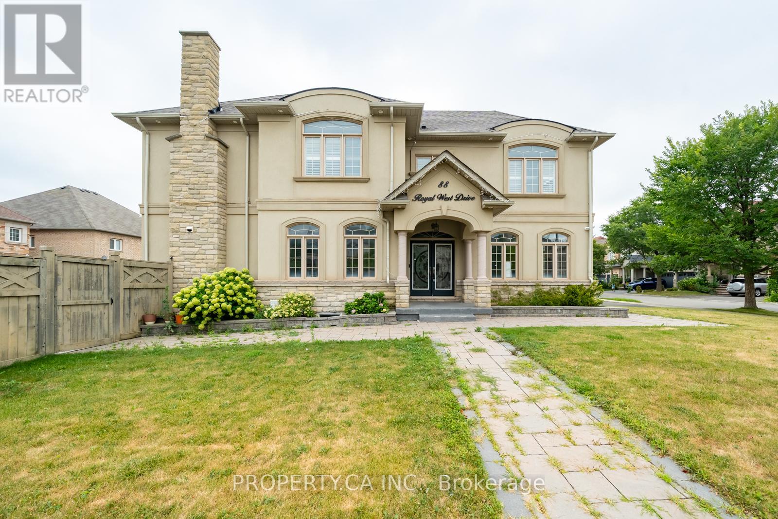 88 Royal West Dr, Brampton Credit Valley, ON L6X 0Z8