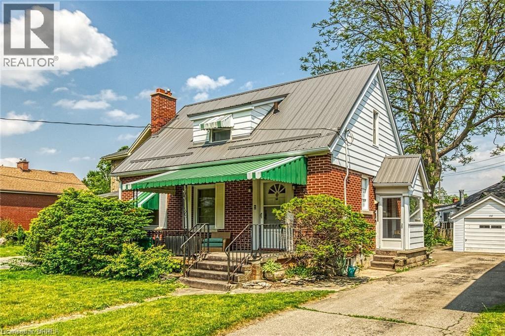 58 Mount Pleasant St, Brantford, ON N3T 1S8