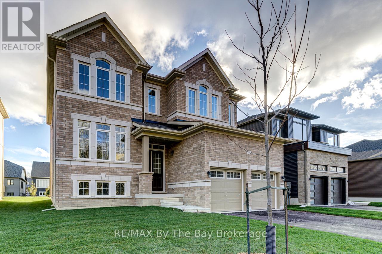 162 Mapleside Dr, Wasaga Beach, ON L9Z 0L4