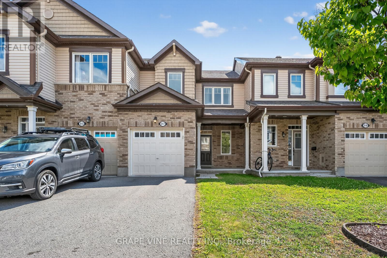 317 Song Sparrow St, Ottawa, ON K2J 0T5