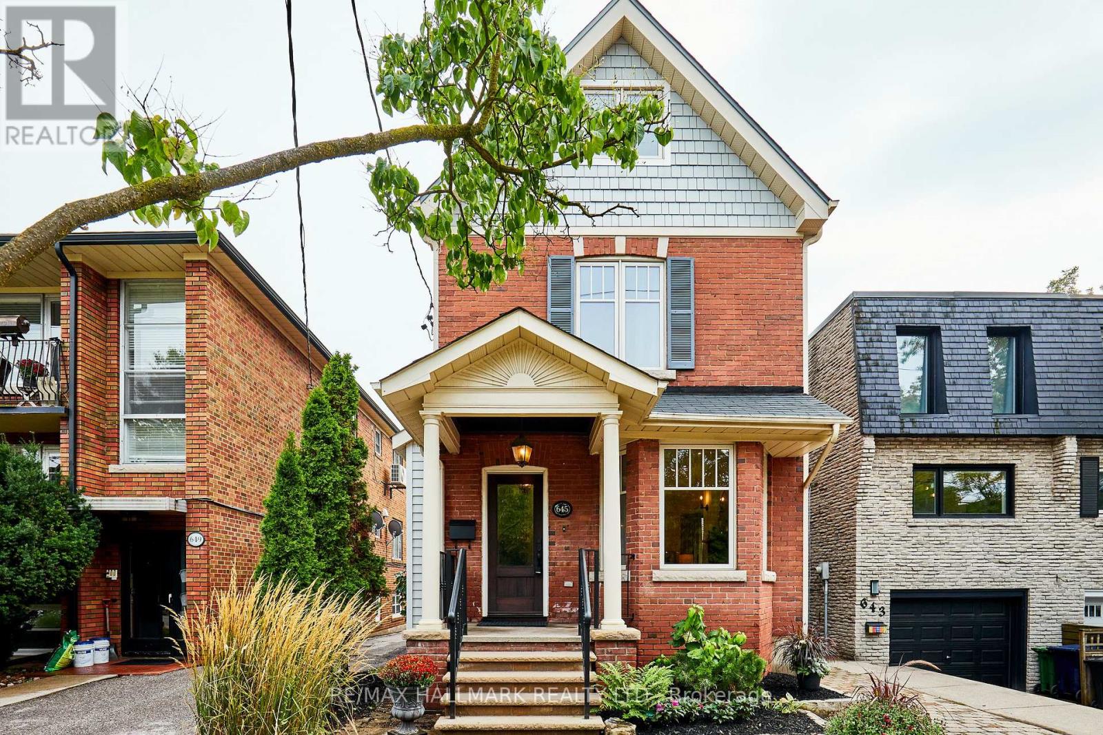 645 Balliol St, Toronto, ON M4S 1E6
