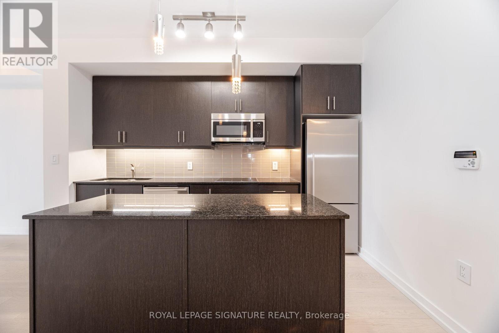 1501 1 The Esplanade Dr, Toronto, ON M5E 0A8