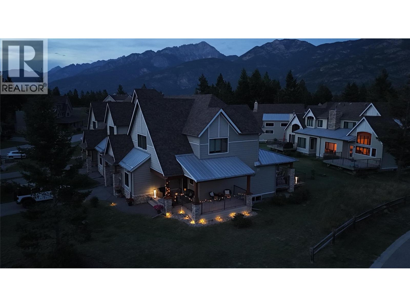 6800 Columbia Lake Road Unit 20, Fairmont Hot Springs, BC V0B 1L2