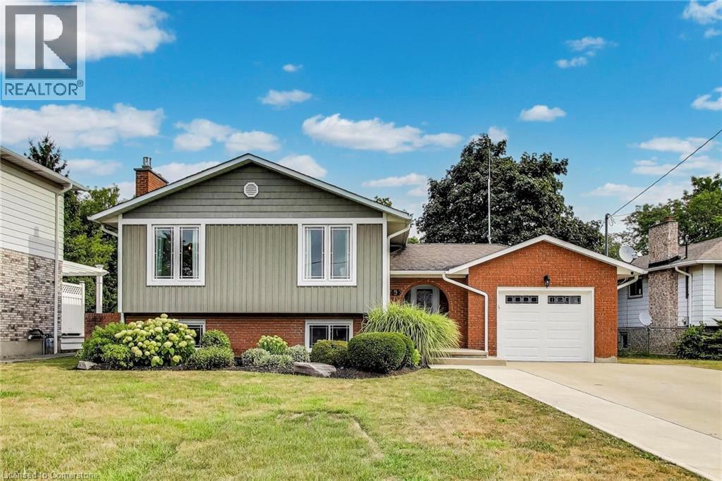 9 Brooks Cir, West Lincoln, ON L0R 2A0