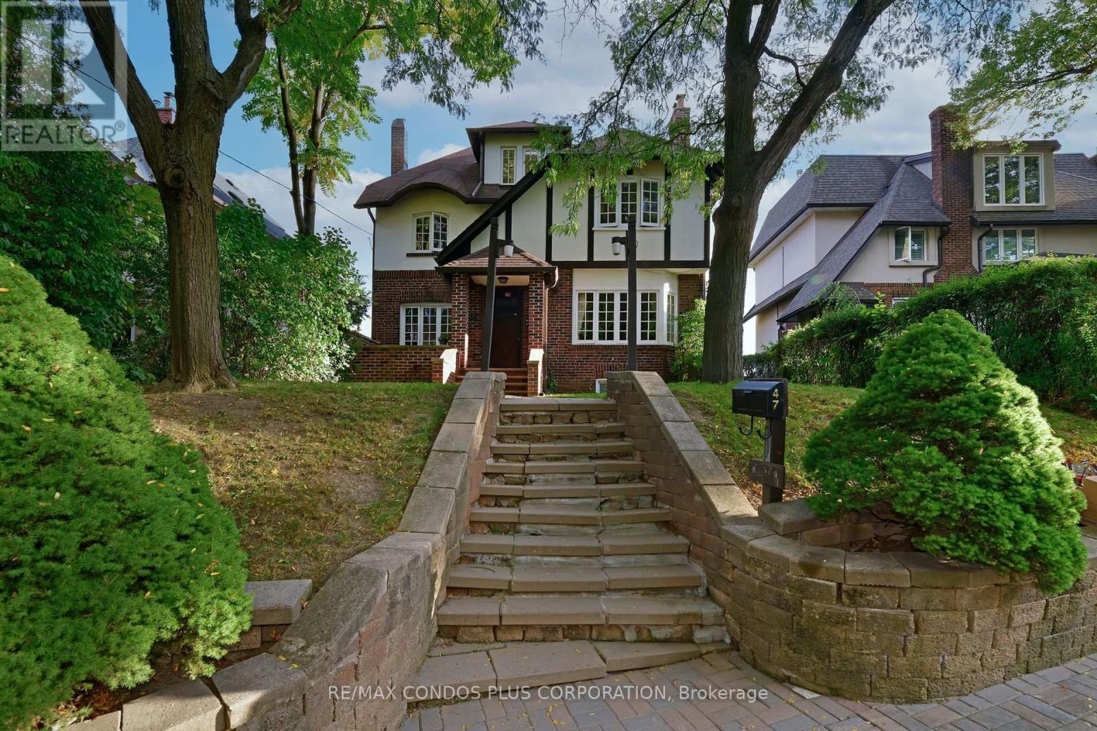 47 Regal Rd, Toronto, ON M6H 2J6