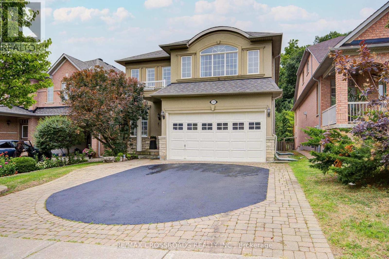 187 Summeridge Dr, Vaughan, ON L4J 8T2