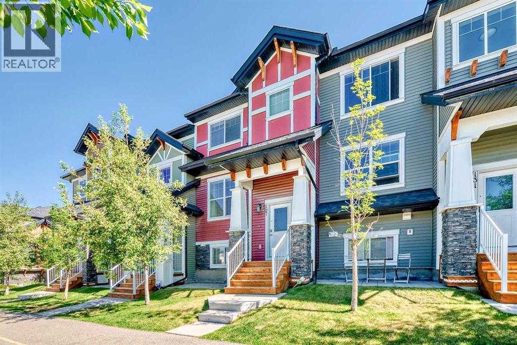 127 Nolan Hill Blvd NW, Calgary, AB T3R 0S5