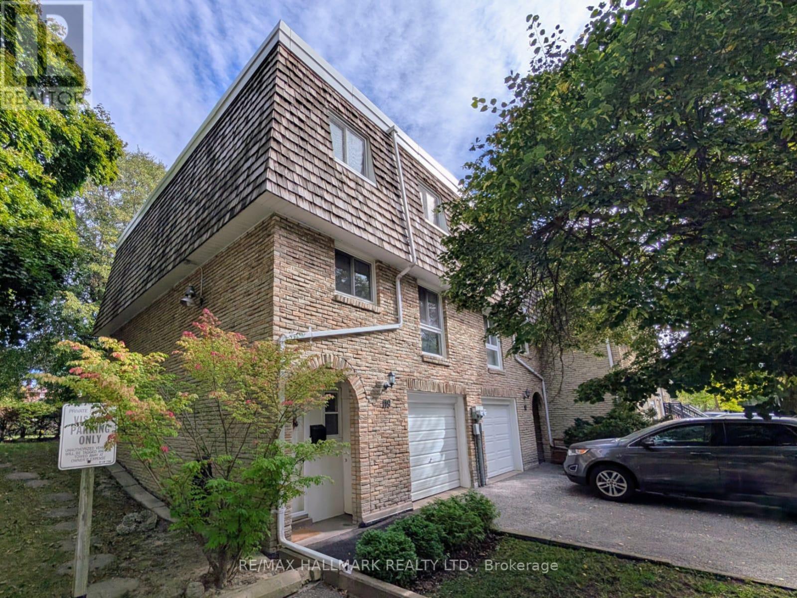 119 Wild Briar Way, Toronto, ON M2J 2L5