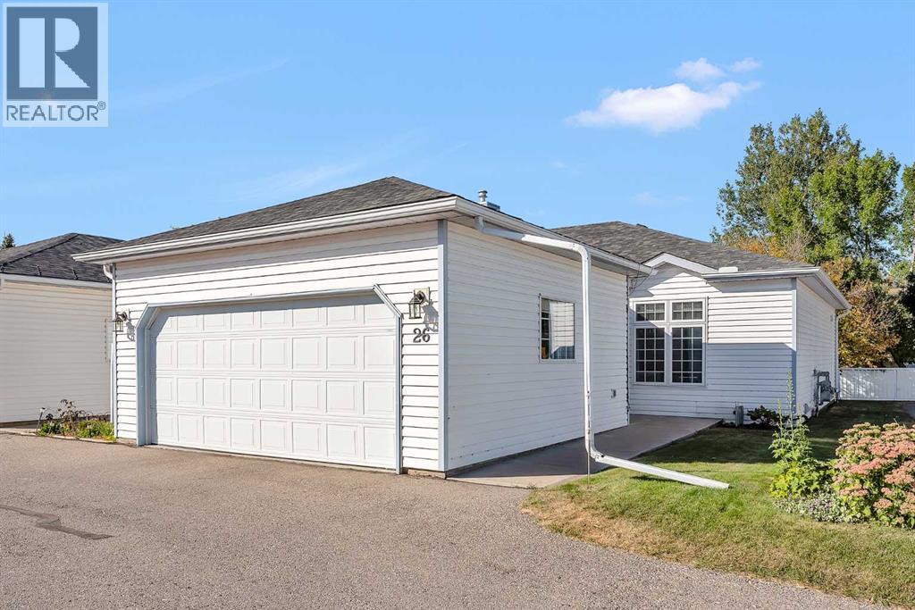 105 Elm Place Unit 26, Okotoks, AB T1S 1Y9