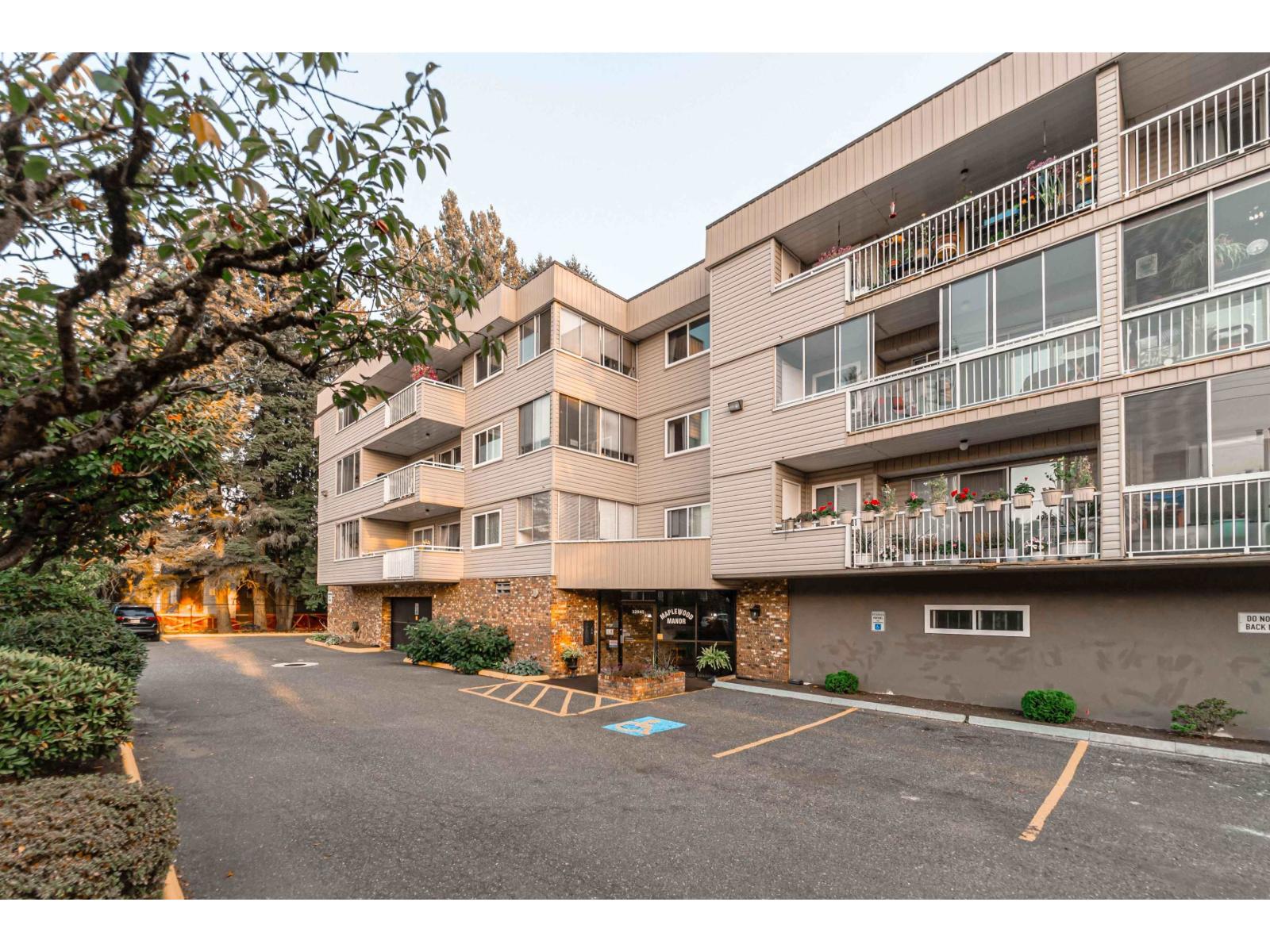 32040 Tims Avenue Unit 210, Abbotsford, BC V2T 2H2