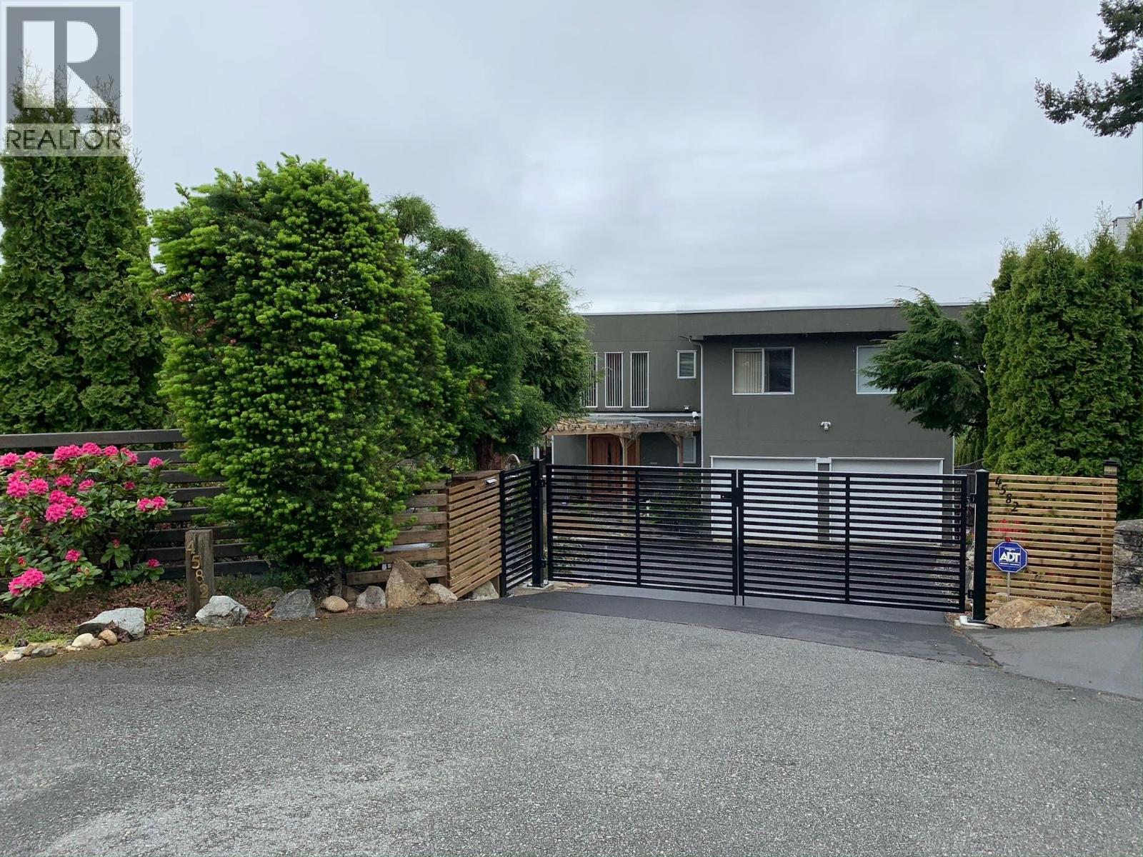 4582 Woodgreen Ct, West Vancouver, BC V7S 2V7