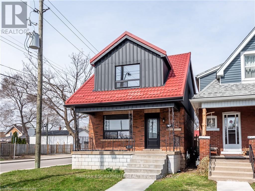 49 Cameron Ave N, Hamilton, ON L8H 4Z1